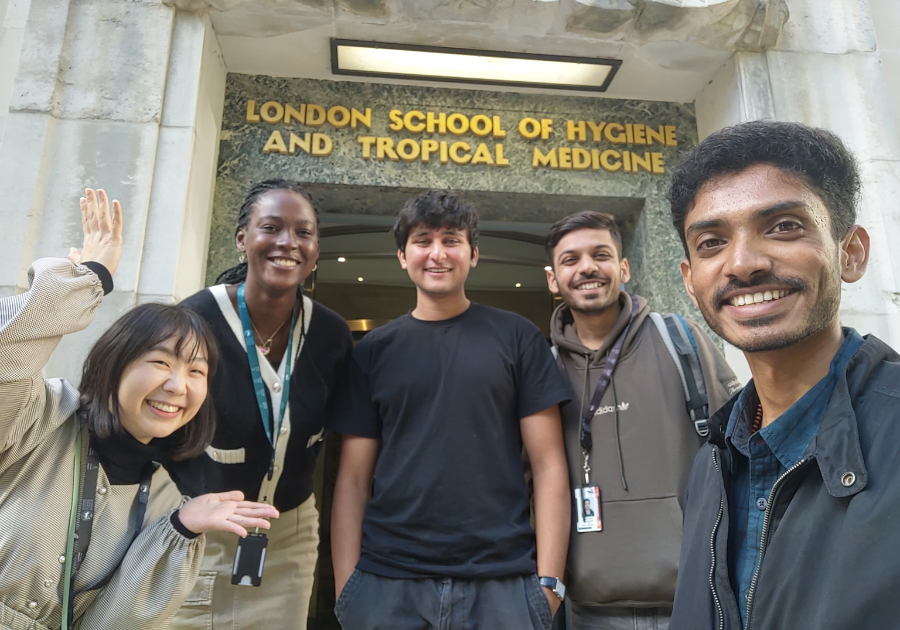 Students outside LSHTM.