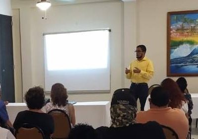 Antonio Hegar teaching a class of students