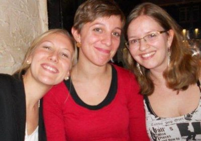 Claire (centre) with Karolina Tuomisto and Stephanie Kumpunen, two of her MSc friends in 2011.