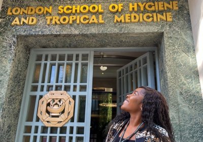 Omolayo Anjorin outside LSHTM entrance