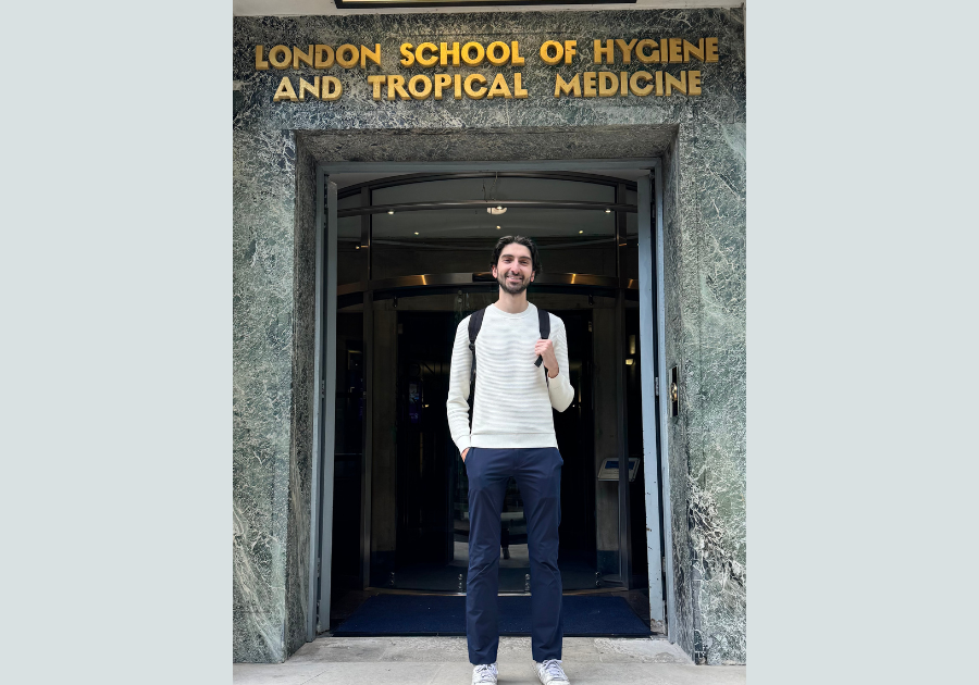 Eray Yilmaz Eray Yilmaz outside LSHTM Keppel Street Building